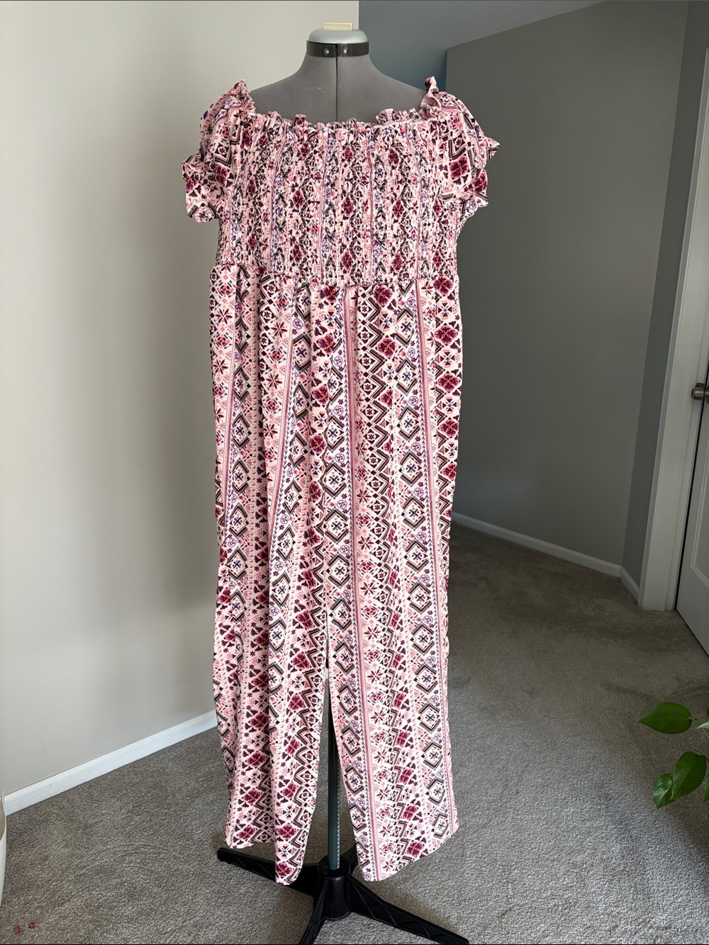 SHEIN Pink Printed Off-Shoulder Romper Jumpsuit